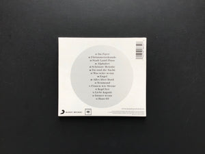 Das Alphabet der Anna Depenbusch in schwarz-weiß